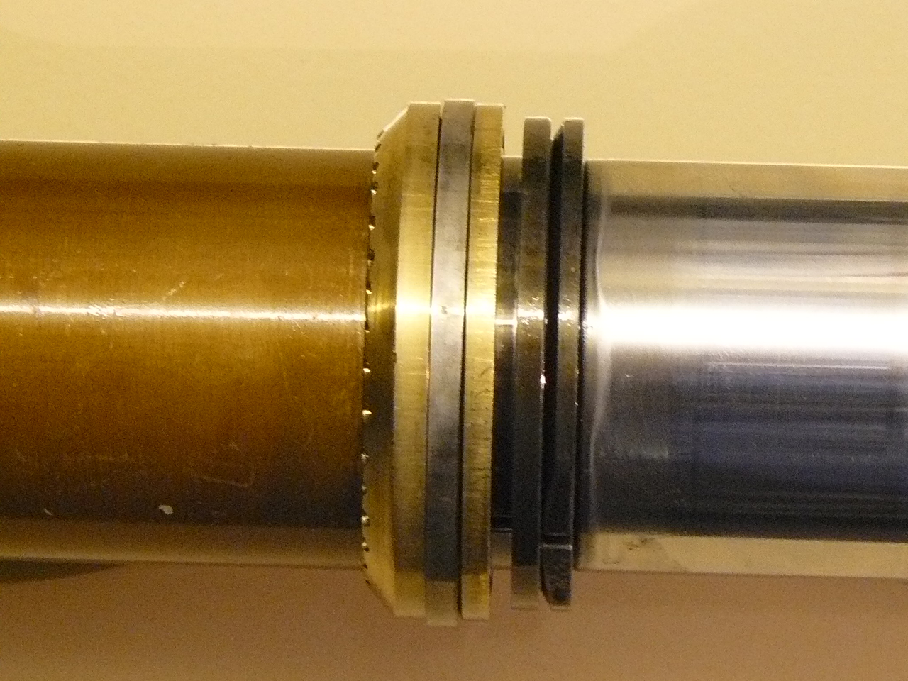 damping valve.JPG